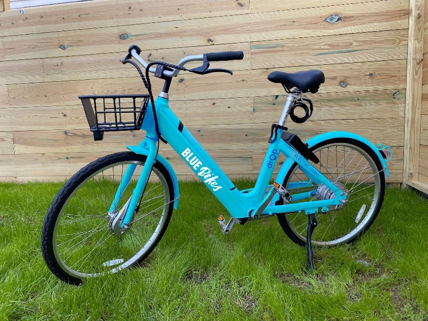 A picture of a 2021 Blue Bike.